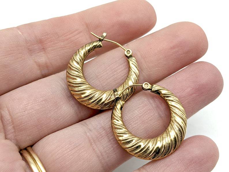 Elegant Earring for Every Occasion