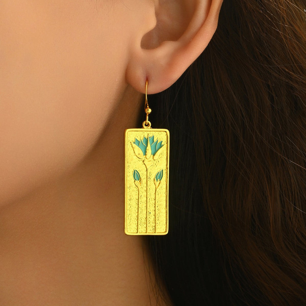 Vintage Handmade Earring
