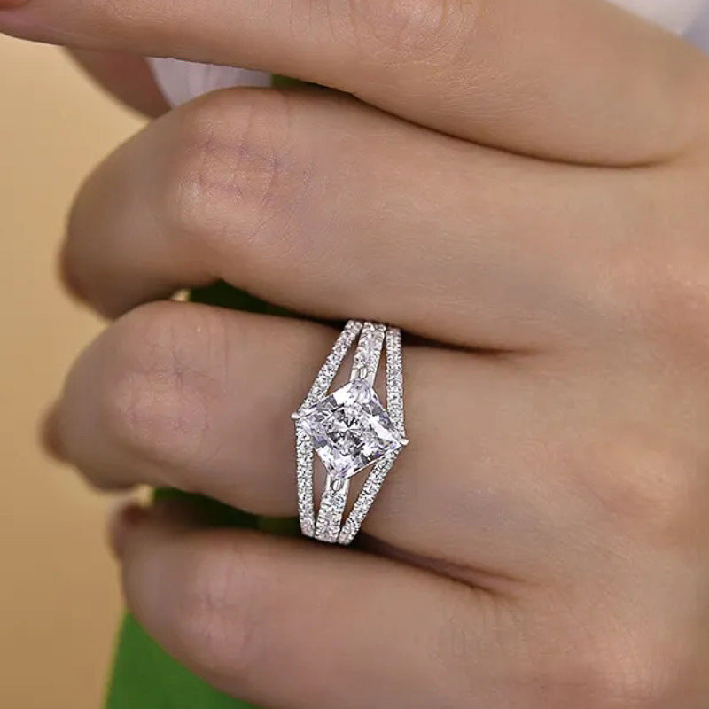 Stunning Ring for Daily Wear