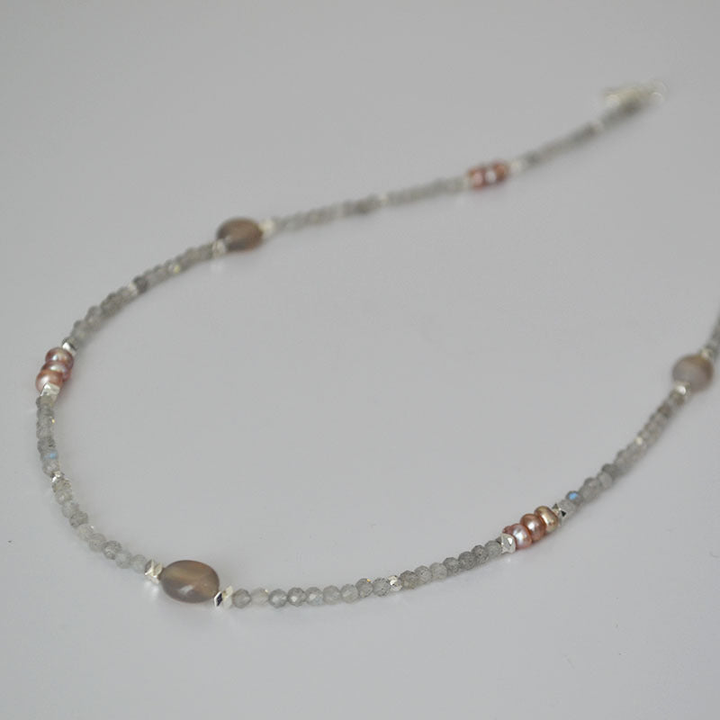 Charming Pearl Necklace for Any Occasion