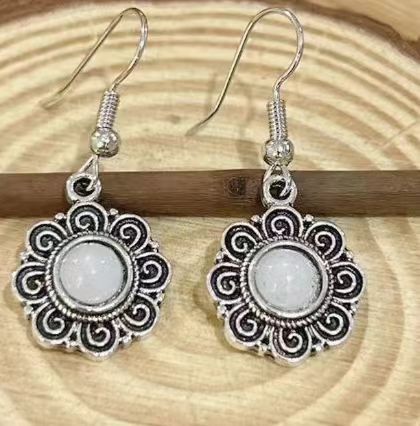 Delicate Artisan Silver Earring