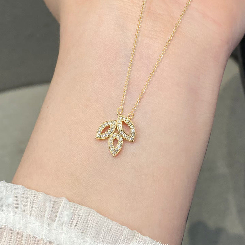 Charming Piece for Any Occasion