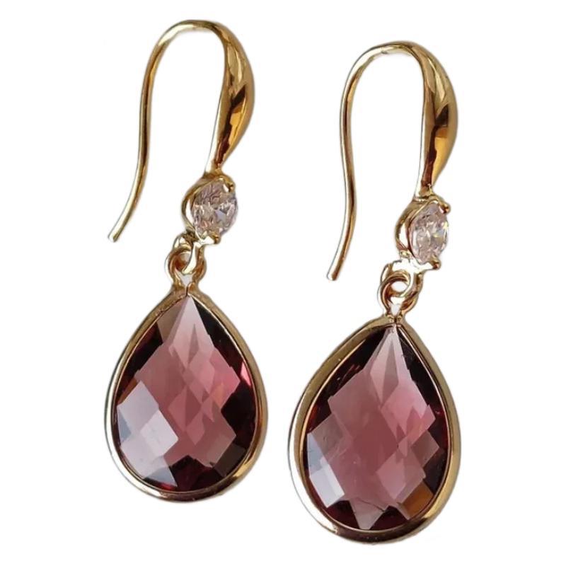 Charming Earring for Any Occasion
