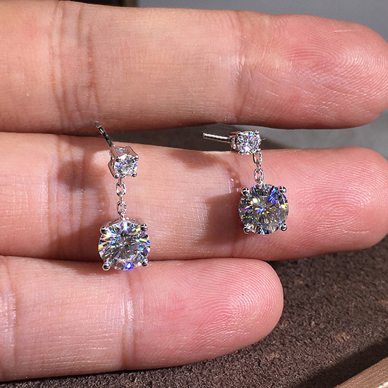Charming Earring for Any Occasion