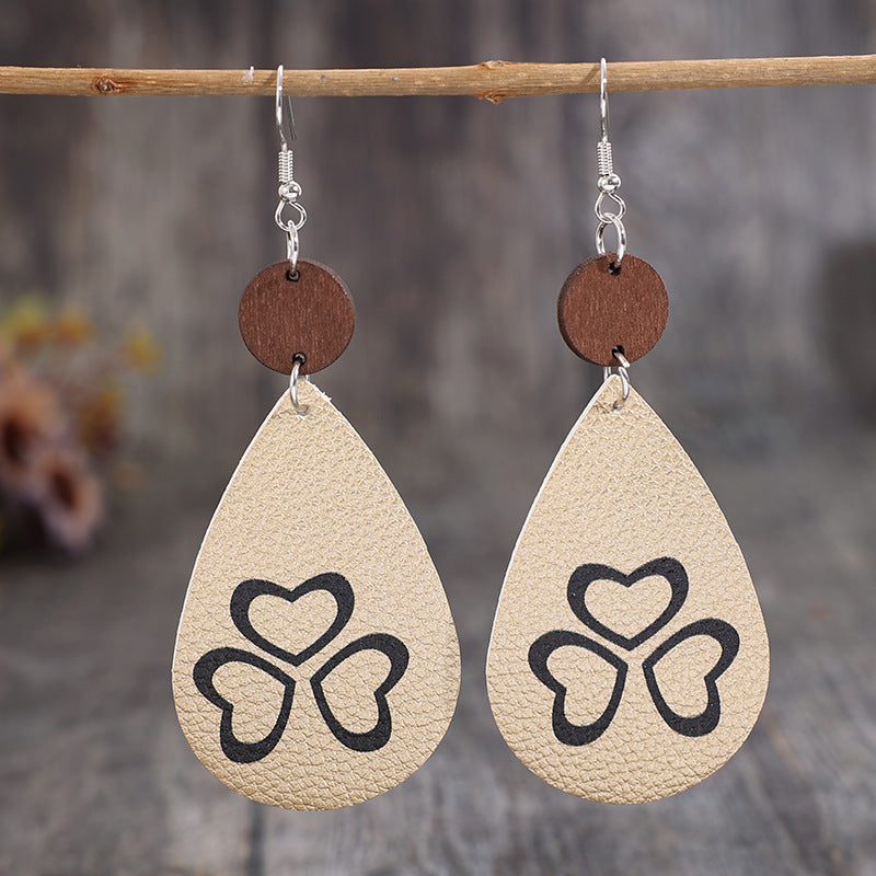 Charming Earring for Any Occasion