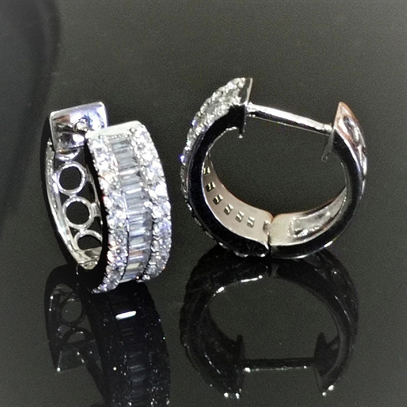 Classic Earring with Timeless Appeal