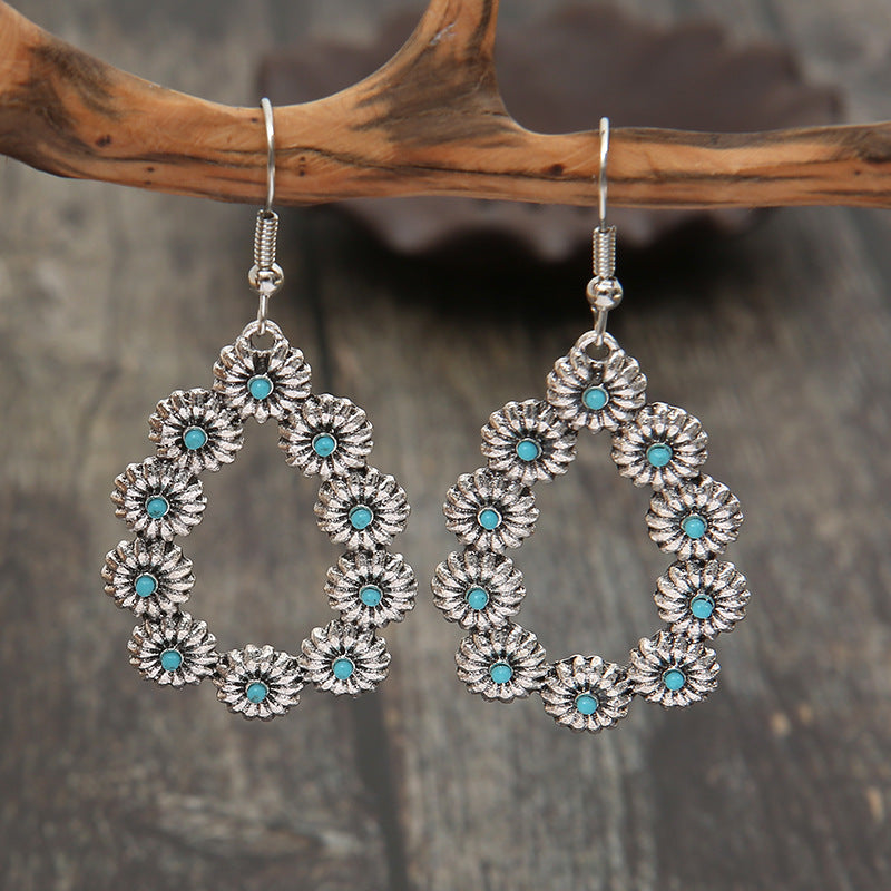 Classic Earring with Timeless Appeal