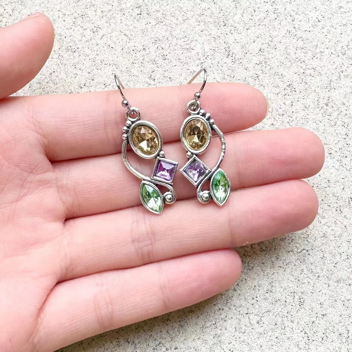 Vintage Handmade Earring