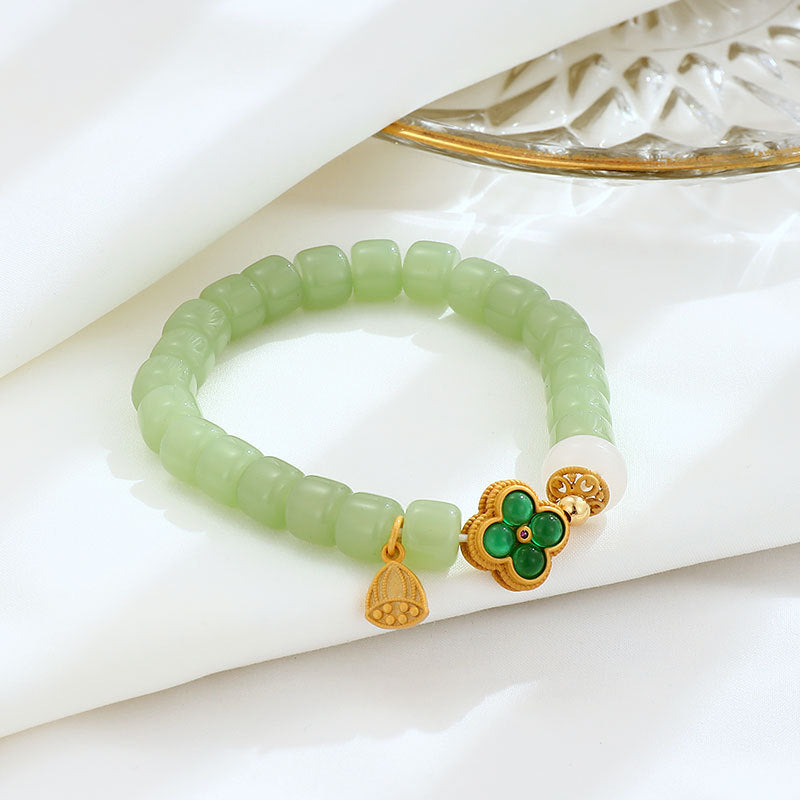 Charming Silver Bracelet for Any Occasion