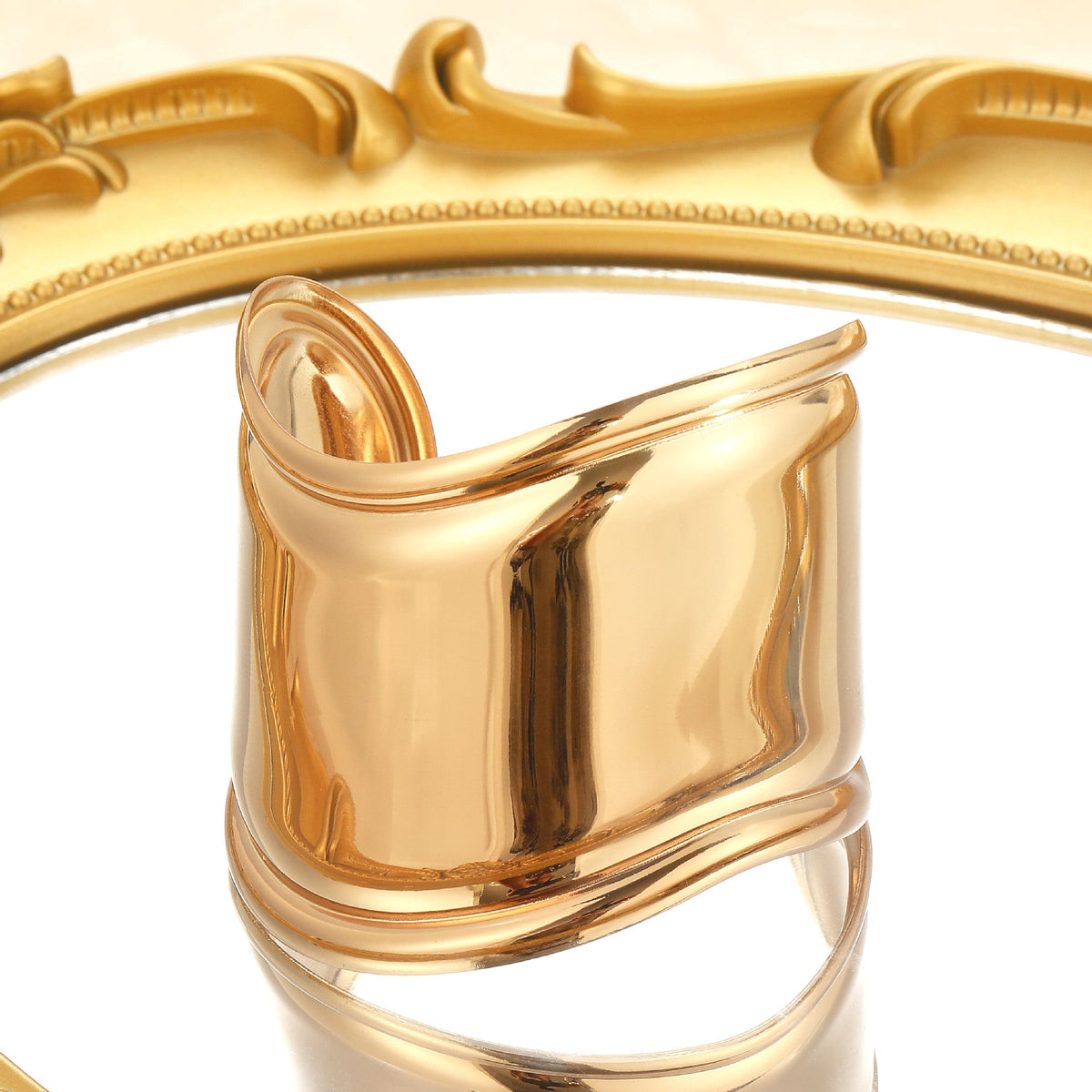 Elegant Piece for Every Occasion