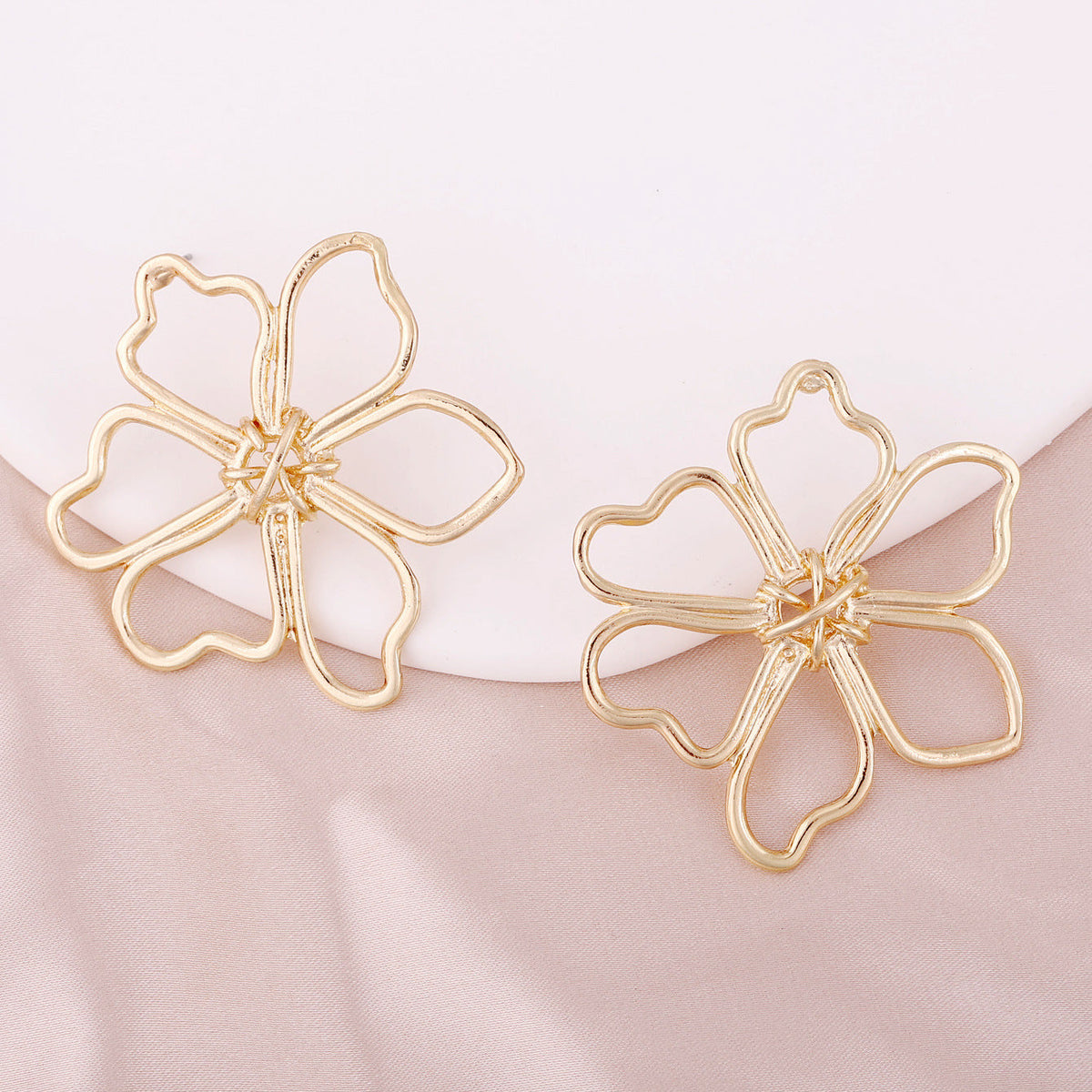 Stunning Earring for Daily Wear