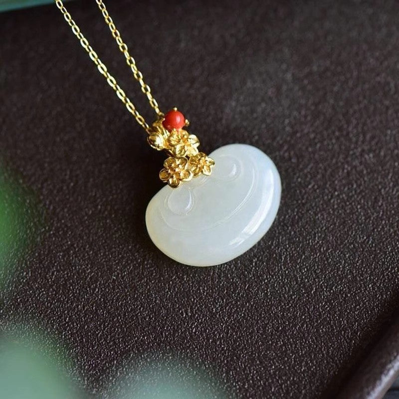 Stunning Gold Necklace for Daily Wear