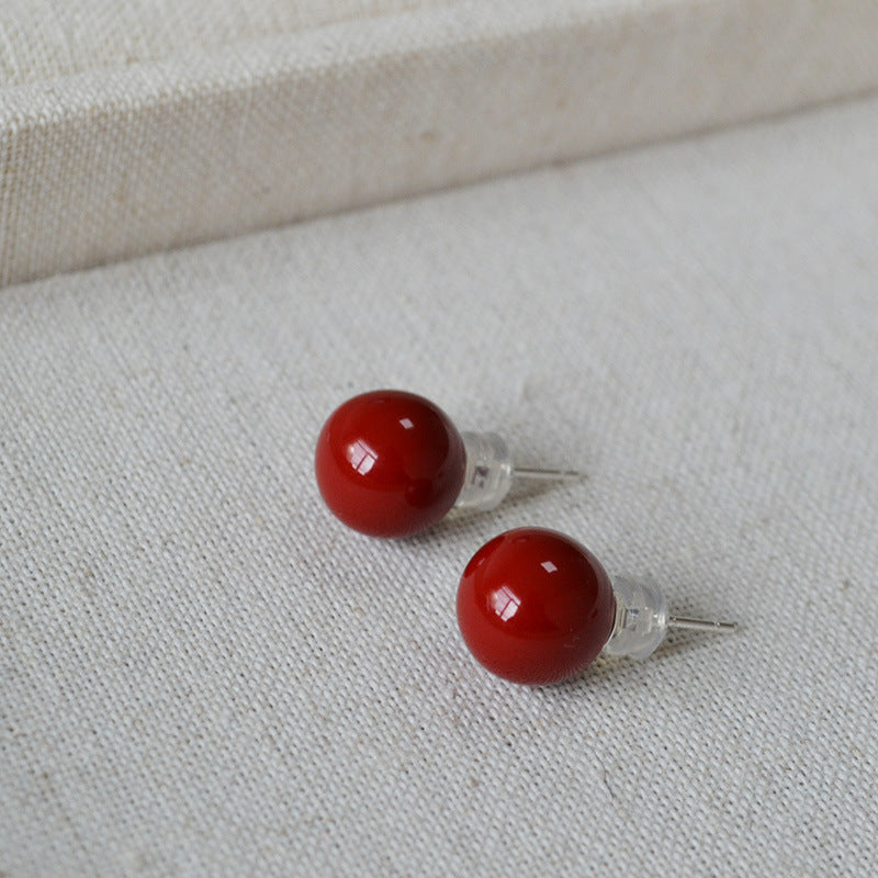 Charming Silver Earring for Any Occasion