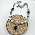 Beautiful Pearl Necklace with Unique Style
