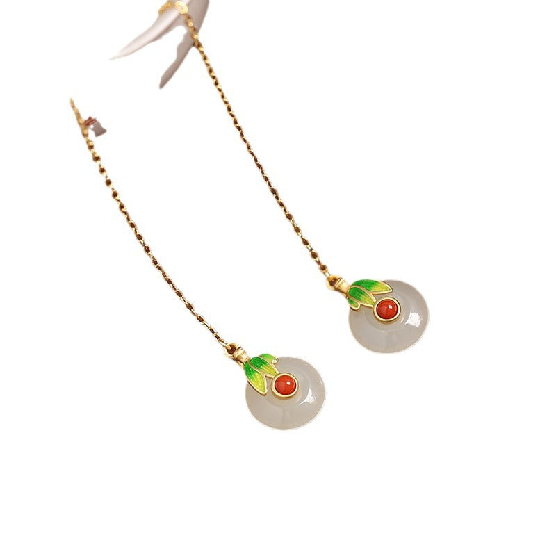 Classic Gold Earring with Timeless Appeal