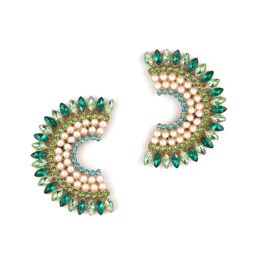 Classic Pearl Earring with Timeless Appeal