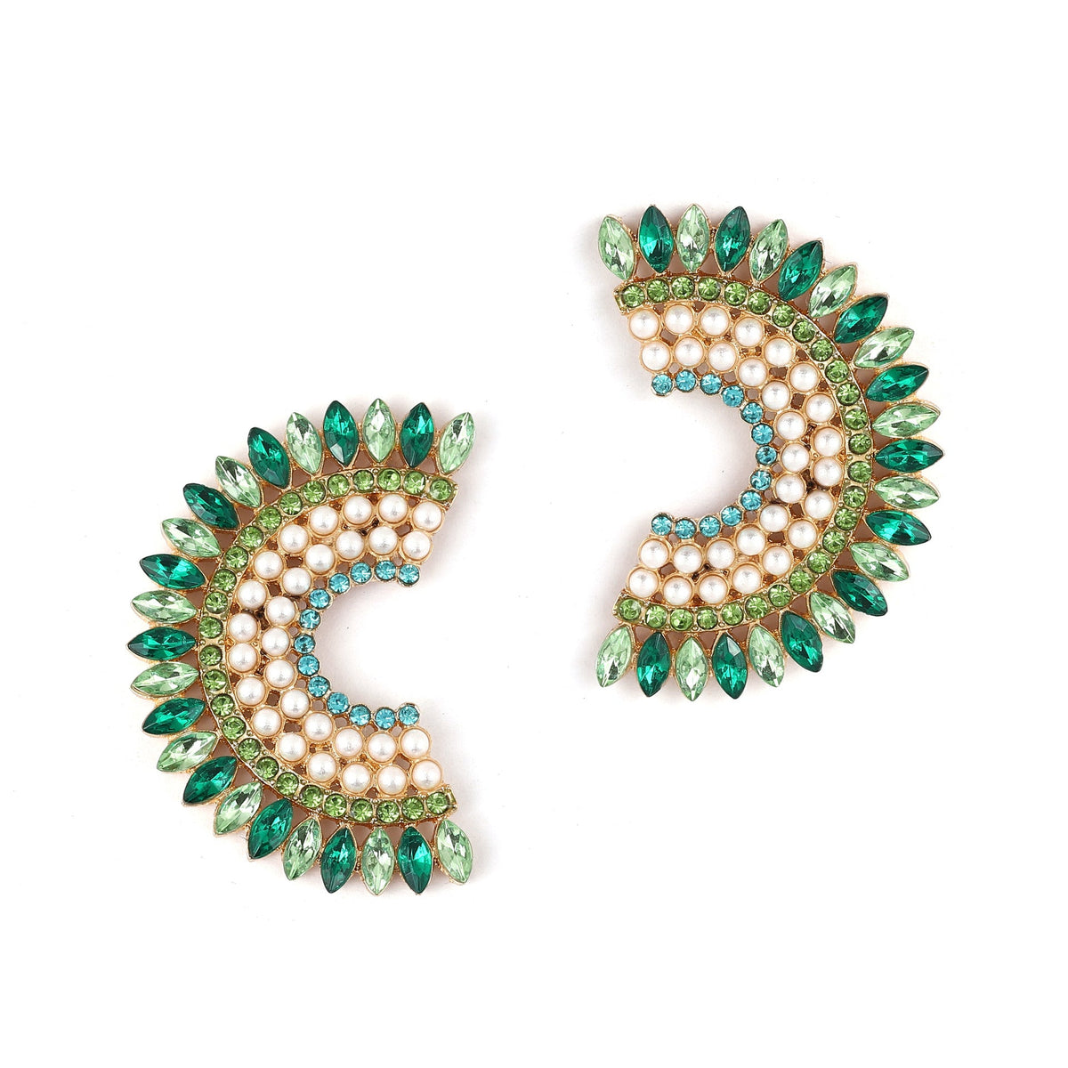 Classic Pearl Earring with Timeless Appeal