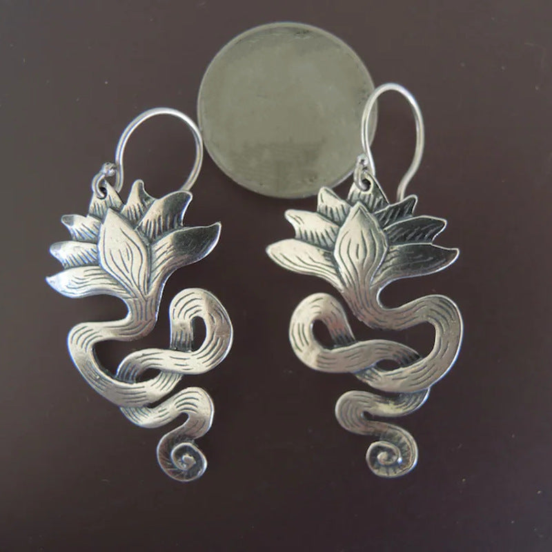 Charming Earring for Any Occasion