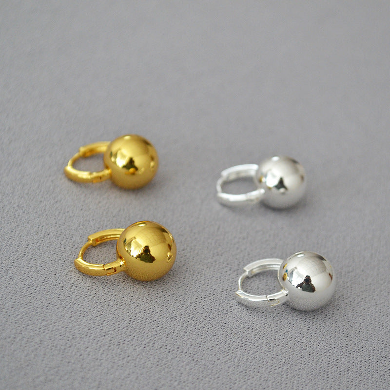 Elegant Gold Earring for Every Occasion