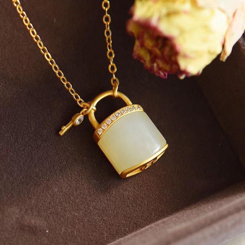 Romantic Gold Set for Special Moments