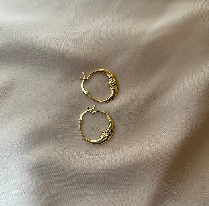 Classic Earring with Timeless Appeal