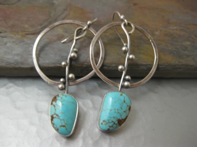 Charming Earring for Any Occasion