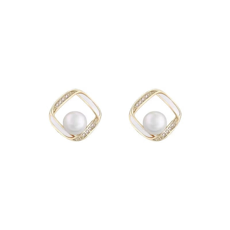 Elegant Pearl Earring for Every Occasion