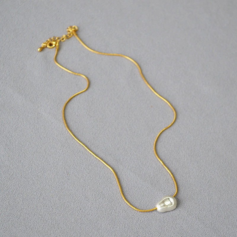 Charming Gold Necklace for Any Occasion