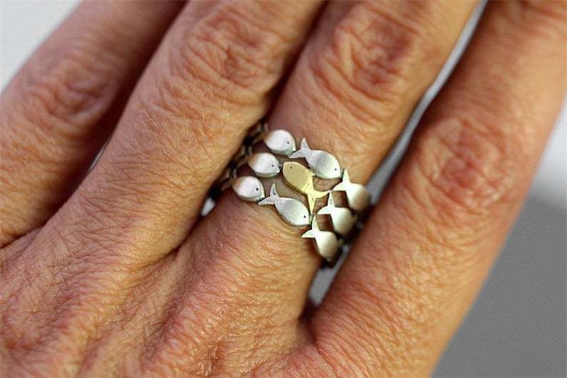 Stunning Gold Ring for Daily Wear