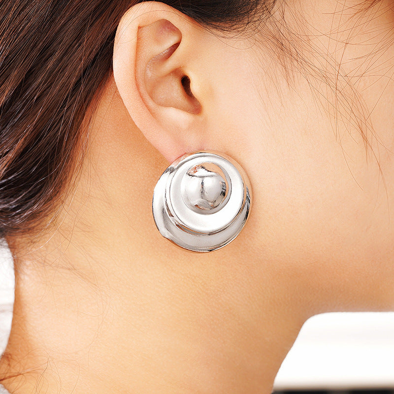 Classic Earring with Timeless Appeal