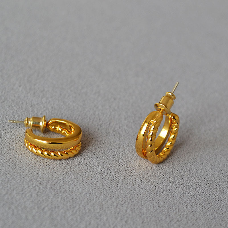 Charming Gold Necklace for Any Occasion