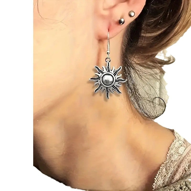Vintage Handmade Silver Earring