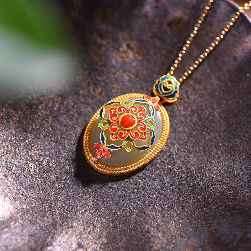 Stunning Silver Pendant for Daily Wear