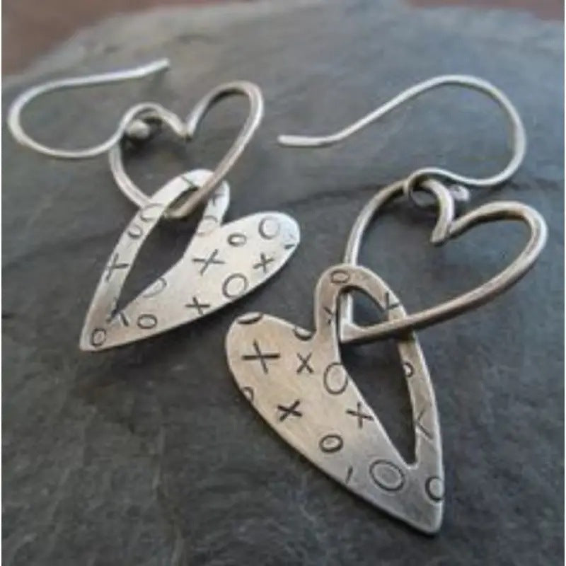 Charming Earring for Any Occasion