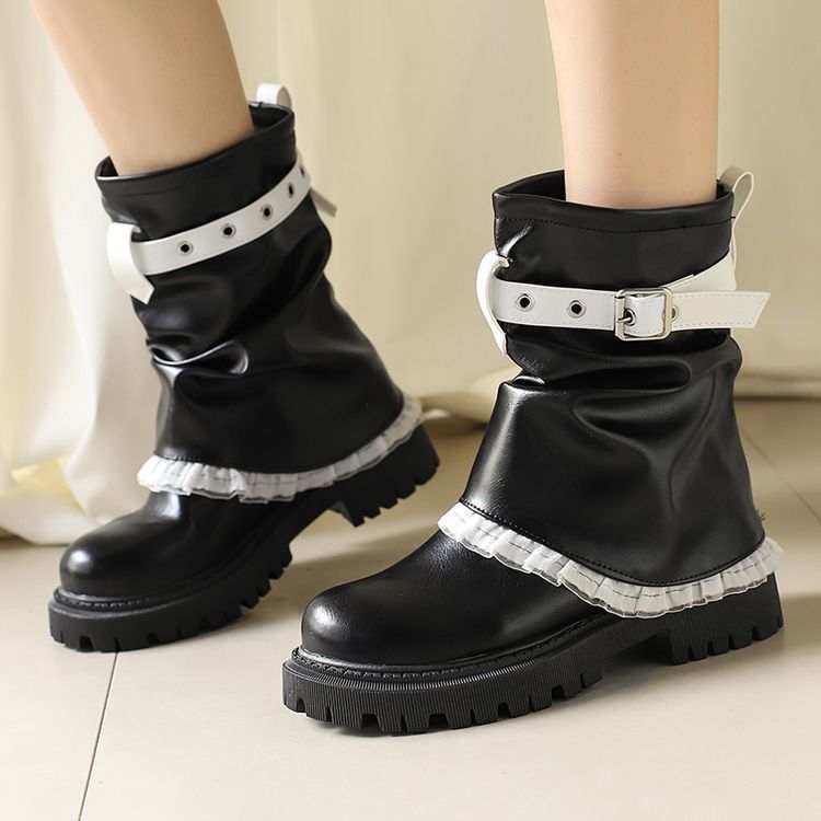 Graceful Orthopedic Boots for Modern Look