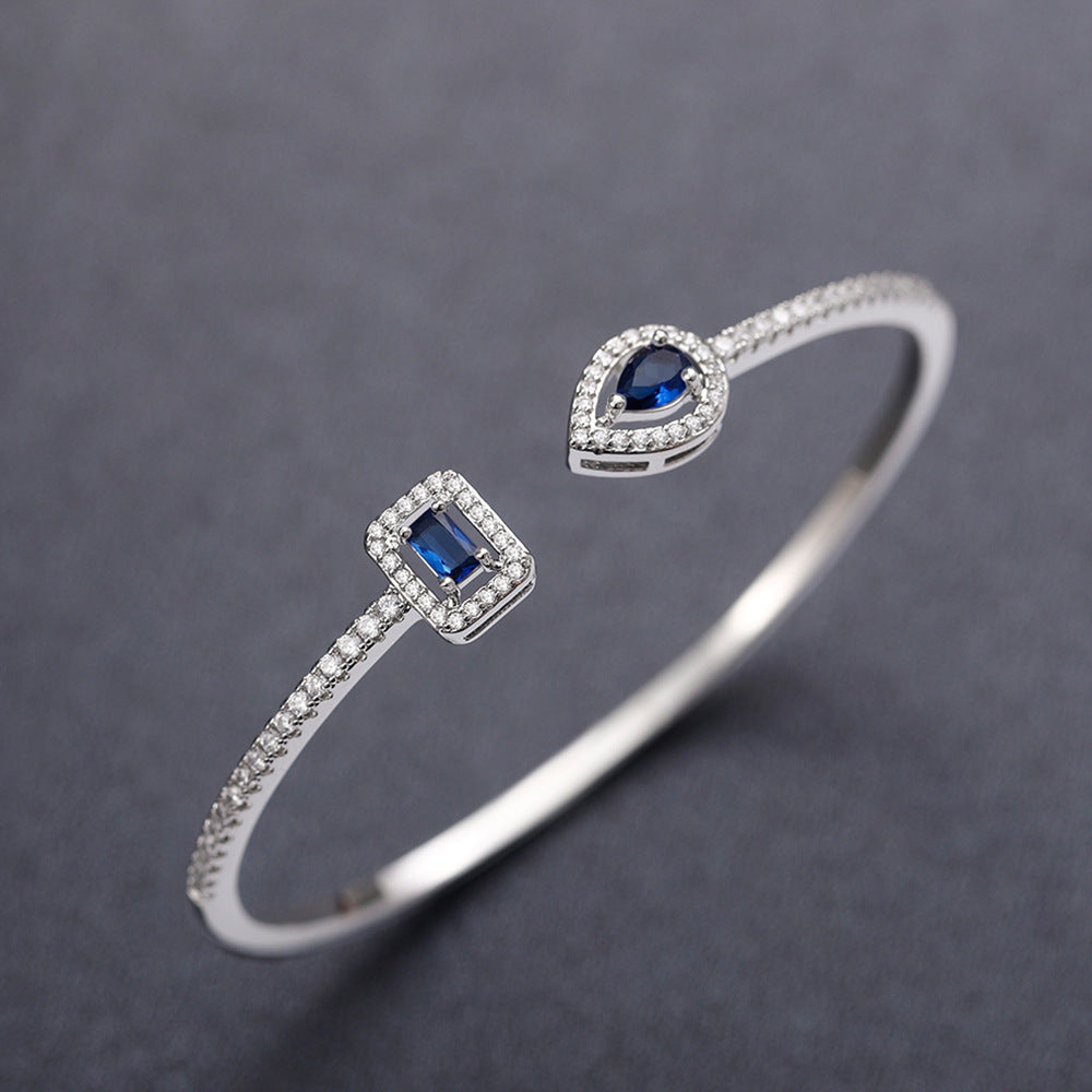 Charming Bracelet for Any Occasion