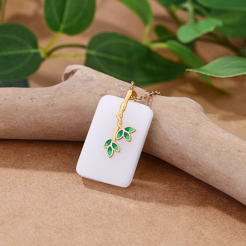 Classic Gold Necklace with Timeless Appeal