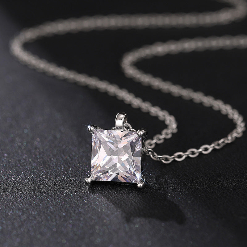 Stunning Necklace for Daily Wear
