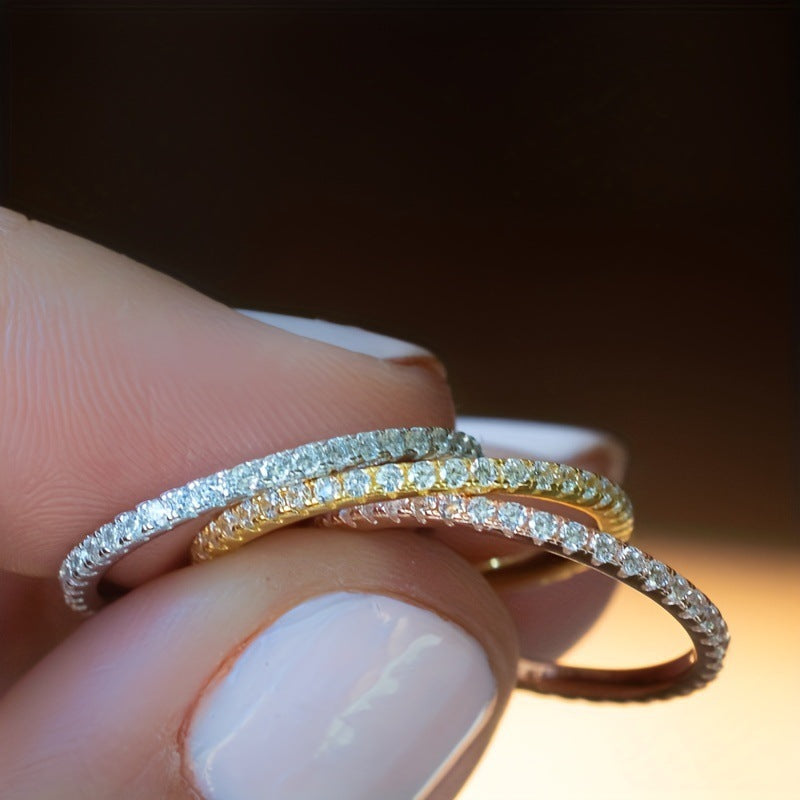 Classic Gold Ring with Timeless Appeal