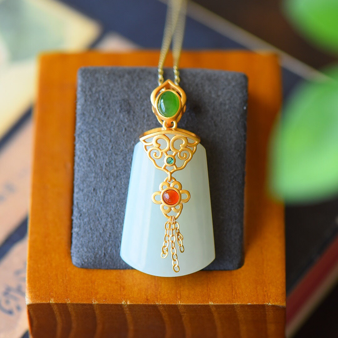 Elegant Silver Necklace for Every Occasion