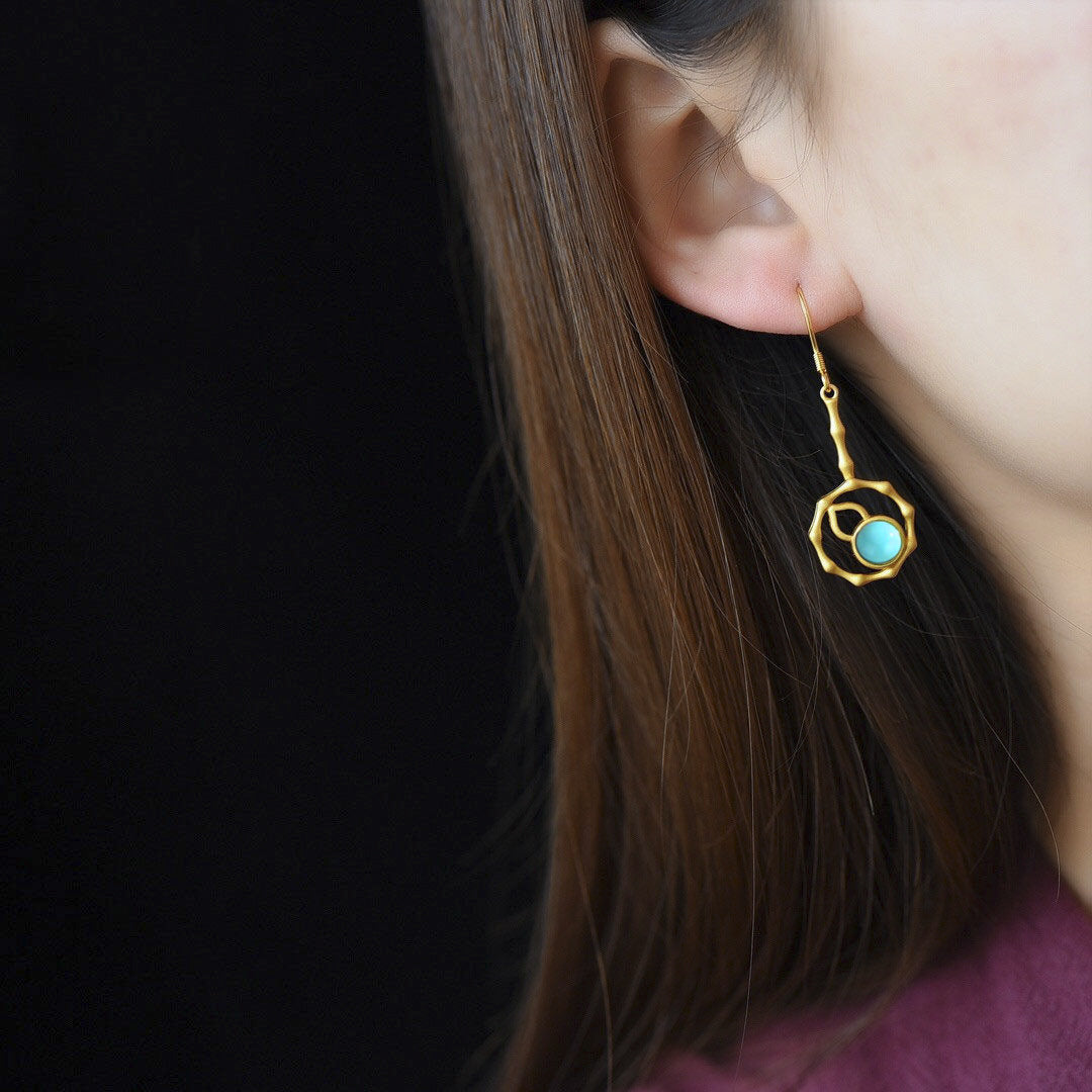 Beautiful Gold Set with Unique Style