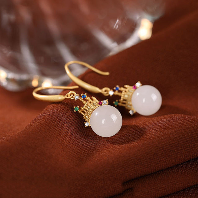 Beautiful Gold Earring with Unique Style