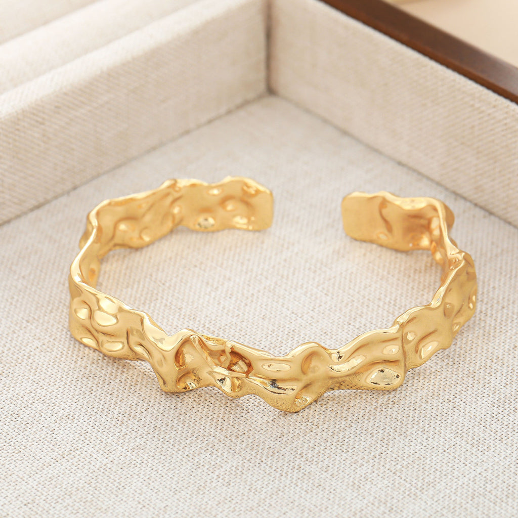 Beautiful Piece with Unique Style