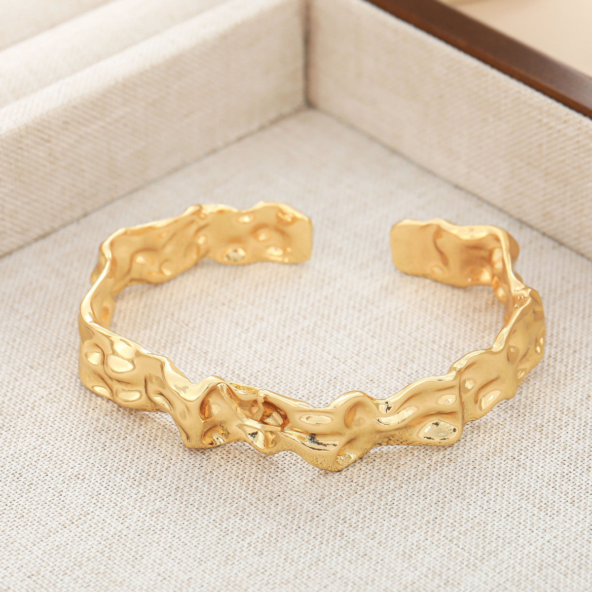 Beautiful Piece with Unique Style