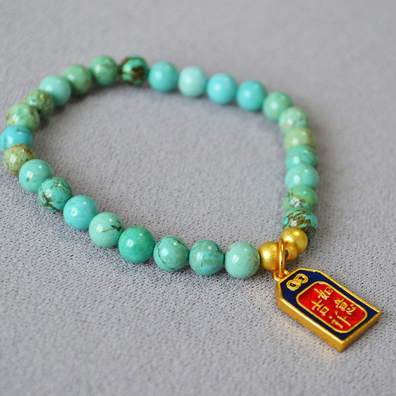 Charming Gold Bracelet for Any Occasion