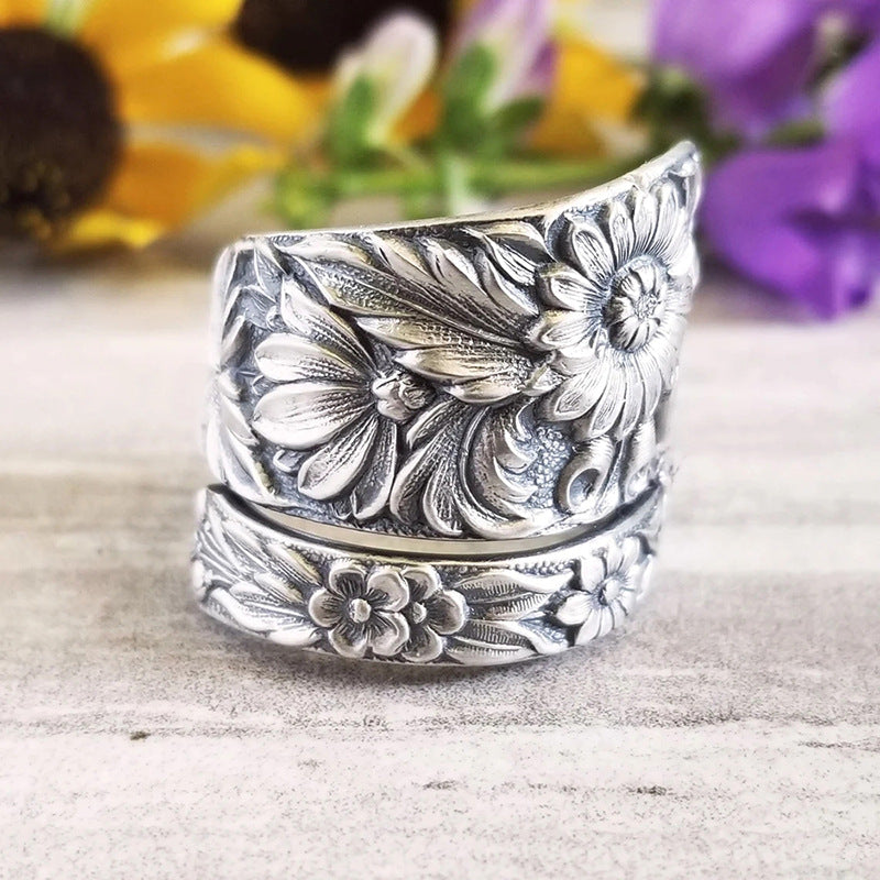 Classic Ring with Timeless Appeal