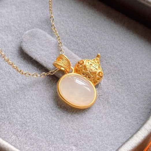 Charming Silver Set for Any Occasion