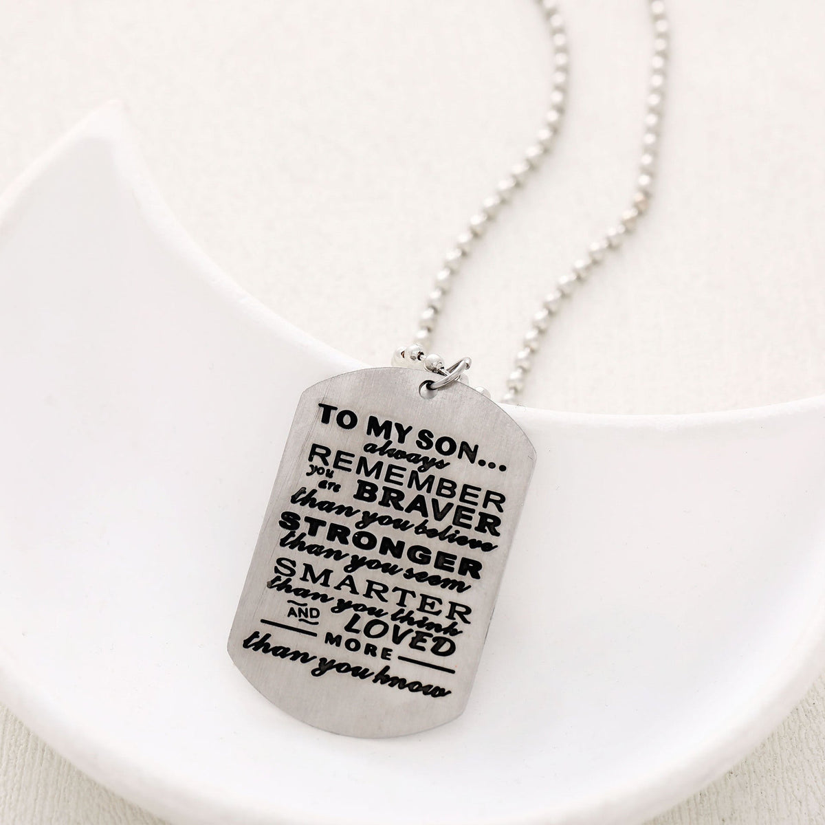 Classic Necklace with Timeless Appeal