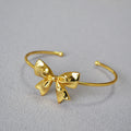 Classic Gold Bracelet with Timeless Appeal