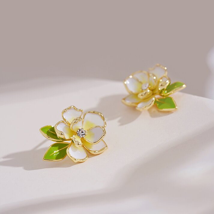 Classic Earring with Timeless Appeal